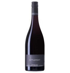 Settlement Pinot Noir